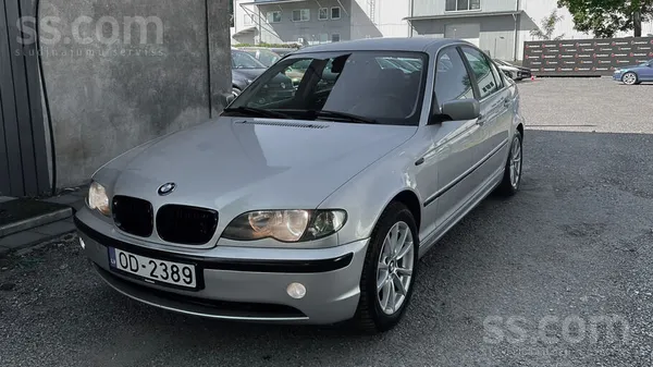 BMW 320
