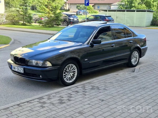 BMW 530
