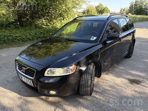 Volvo V50