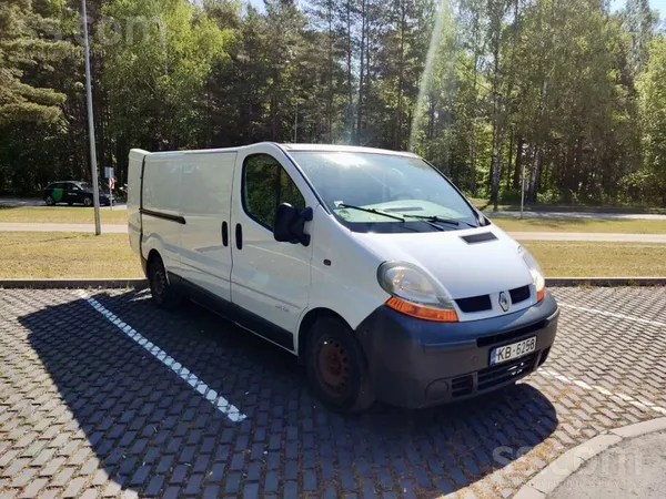 Renault Trafic 2006, 2.5D dīzelis, Manuāls, Furgons, Balts — Latvijā