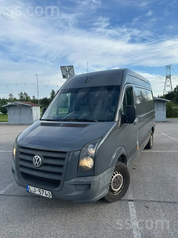 Volkswagen Pārdod Volkswagen Crafter, auto tehniski labā stāv