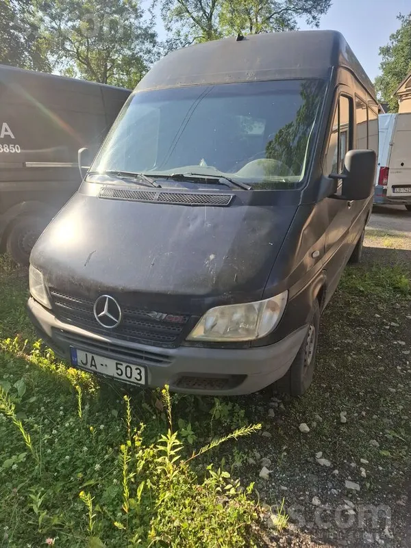 Mercedes Pārdodu Pasažieru Sprinteri , tehniski normālā stā