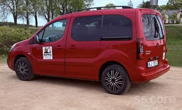 Citroen Pārdodu koptu un praktisku Citroën Berlingo Multis