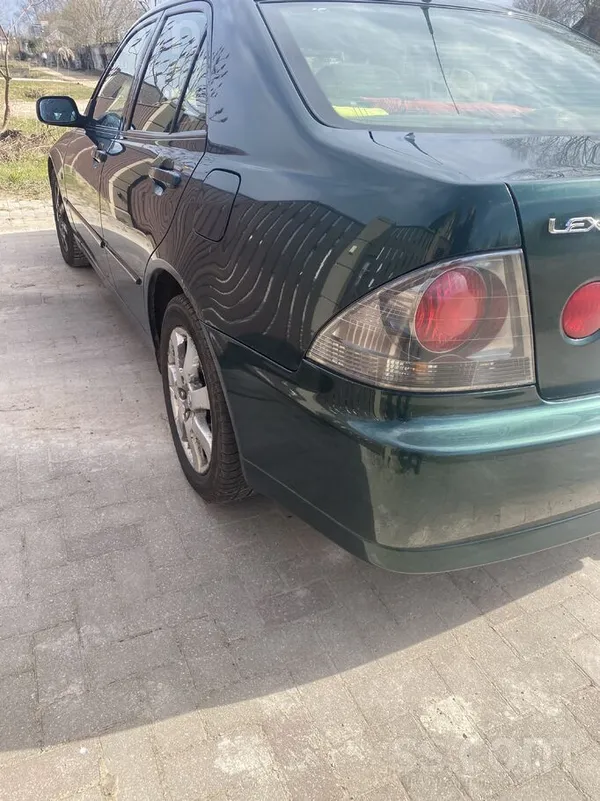 Lexus Pardodu Lexus Is200, 2002 g. Benzina dzinejs, auto