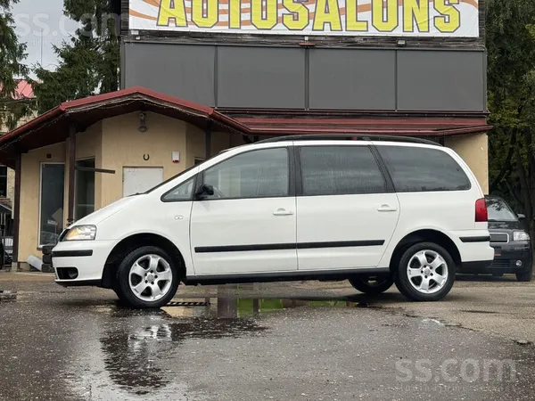 SEAT Ievests Seat Alhambra 2.0Tdi, pa Latviju nav brauk