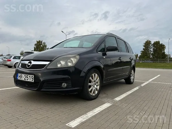 Opel Pārdodu Opel Zafira 2007. gada. Ērts, ietilpīgs un