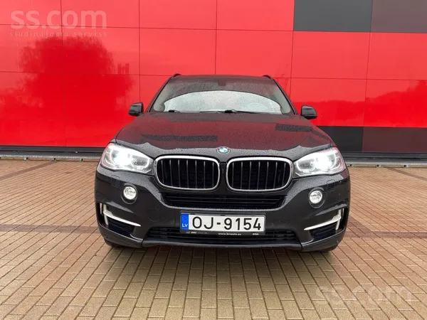Pārdodu koptu un tehniski labā stāvoklī esoš. 

BMW X5 F15 xDrive30d laba