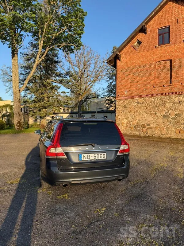 Volvo V70