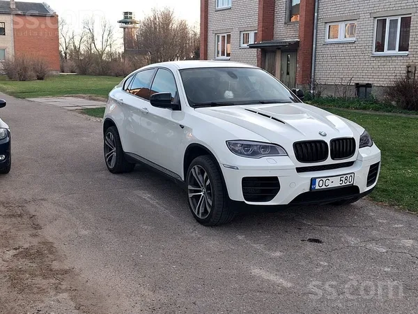 BMW X6