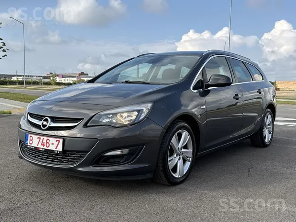 Opel 2013 Opel Astra 1.4T, Manuāls - Ievests no Nīderla