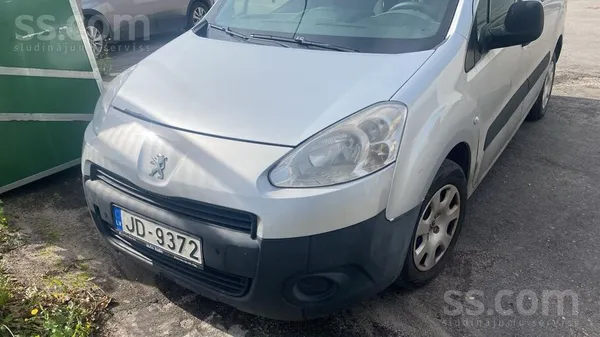 Peugeot Peugeot Partner 1.6d ar mehānisko pārnesumkārbu. 