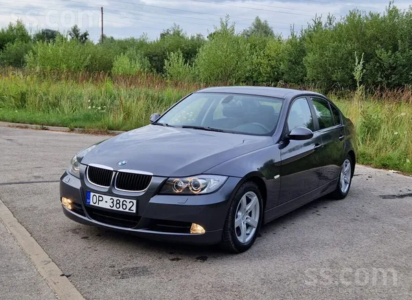 BMW 320