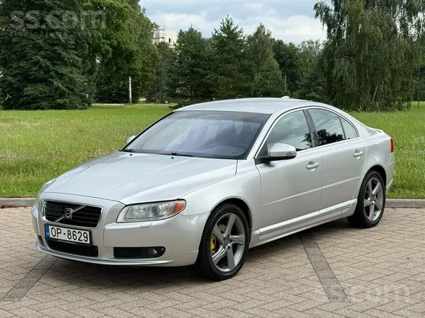 Volvo S80