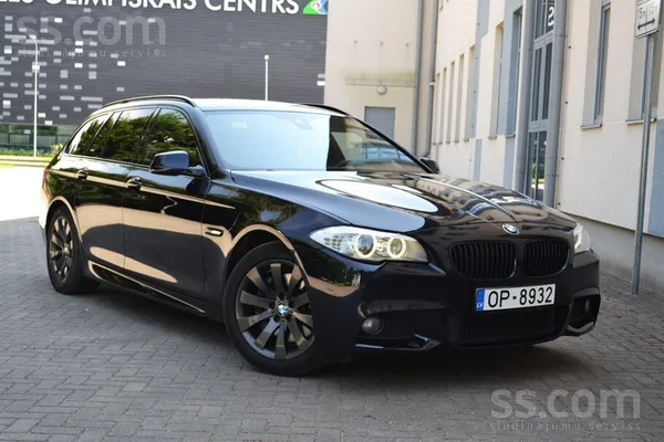 BMW 525