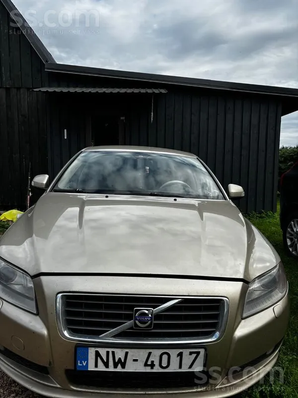 Volvo S80