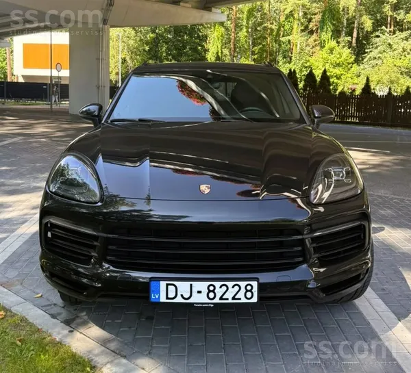 Porsche Pārbaudāms nobraukums – 110 000 km. 