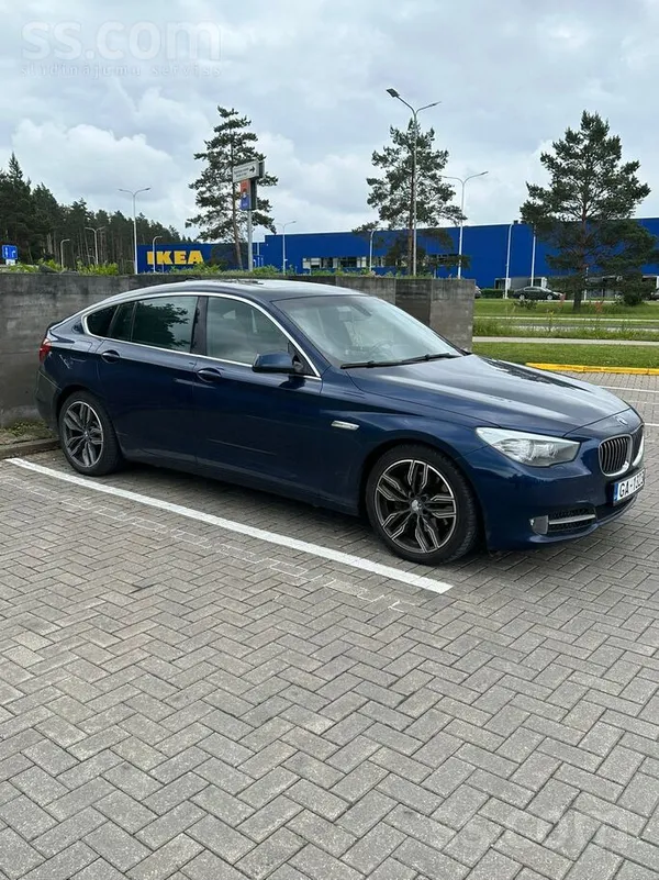 BMW 530