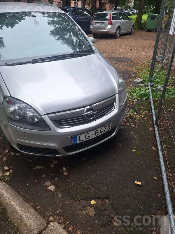 Opel Zafira