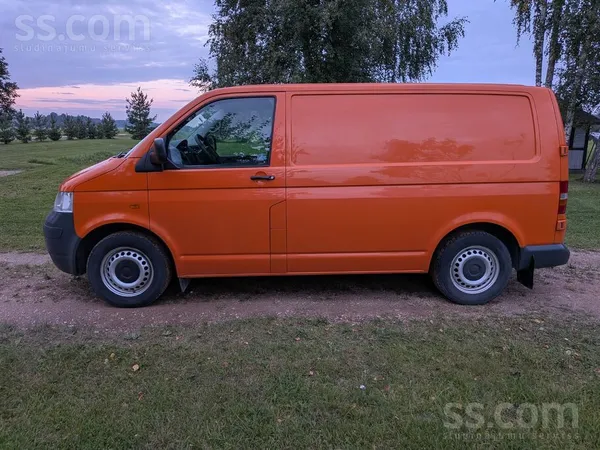 Pārdodu VW T5 kravas furgonu (2004. gads)

Automašīnai ir bijuši tikai div