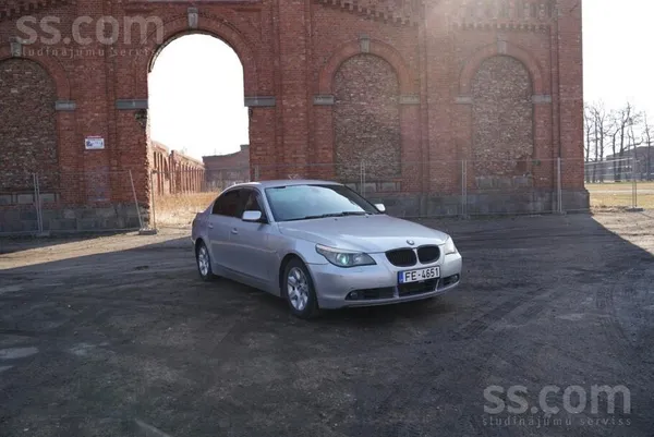 BMW 520