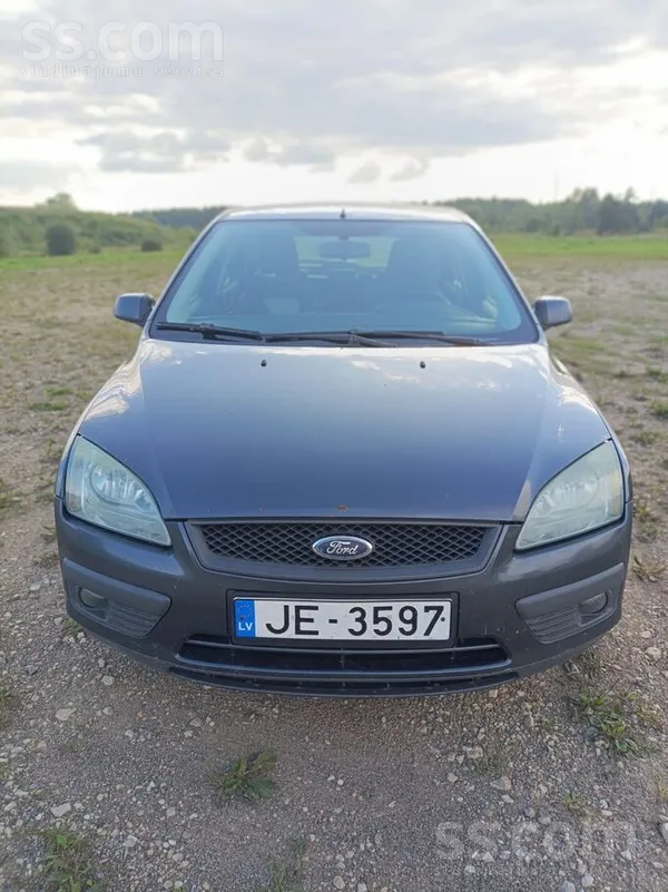 Ford Jauna TA. Tehniski normāls, ar vizuāliem defektiem