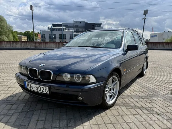 BMW 525