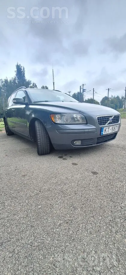 Volvo V50