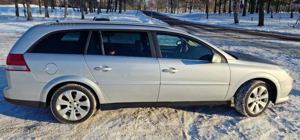 Opel Pārdod Opel Vectra Station Wagon. 