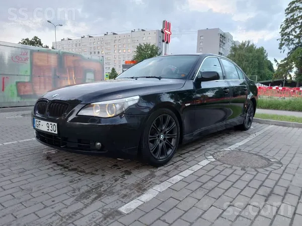 BMW 530