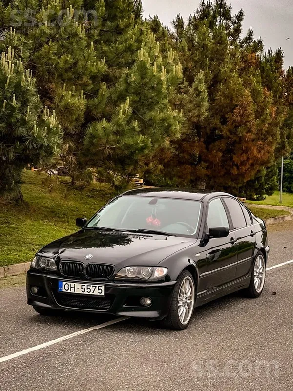 BMW 320