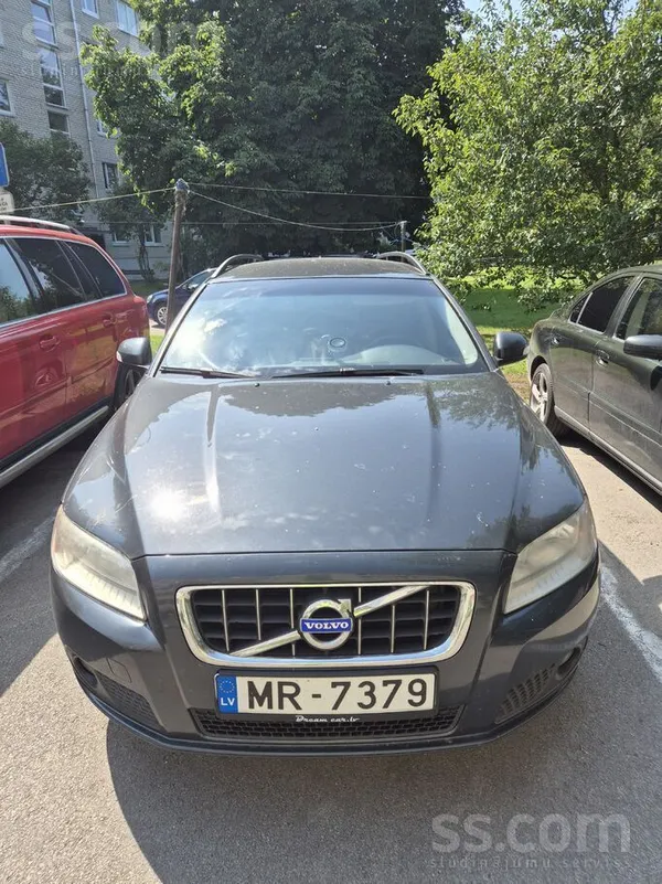 Volvo V70