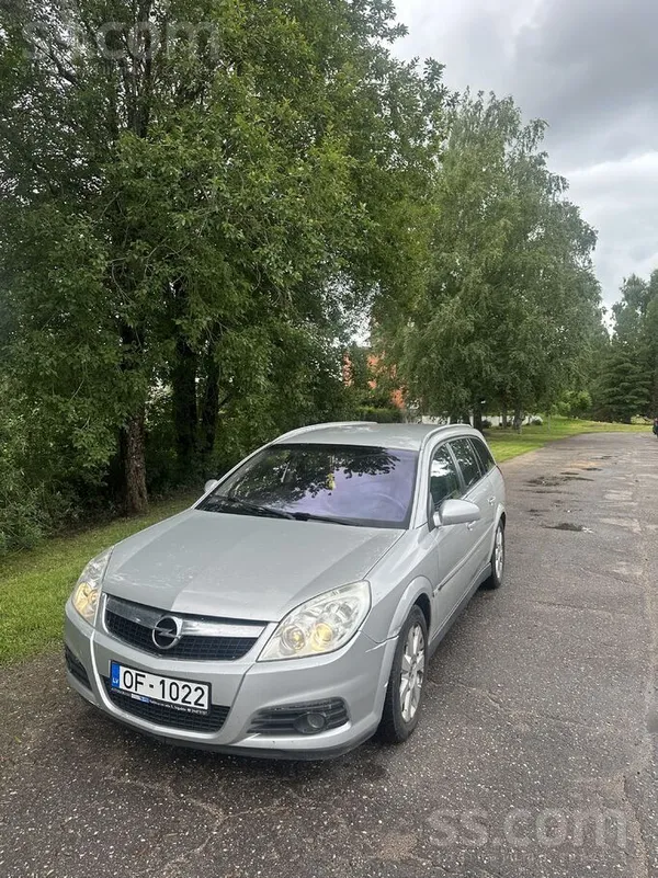 Pārdodu 2008. gada Opel Vectra. Tikko izieta TA. Ir vizuāli defekti, kas bra