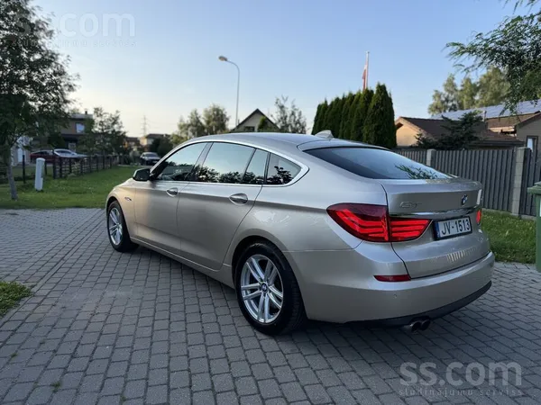 BMW 530