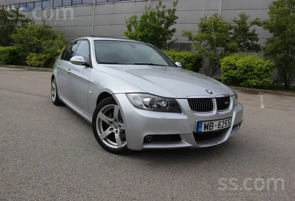 BMW 330