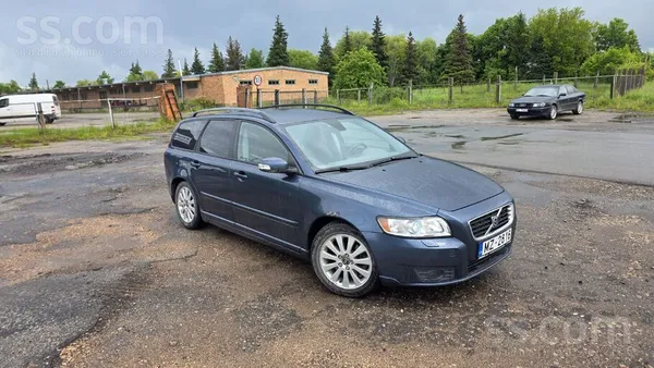 Volvo V50