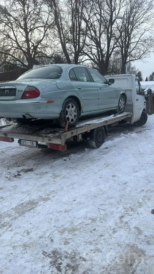 Jaguar Jaguar S-Type 3.0 benzīns, manuālā kārba.