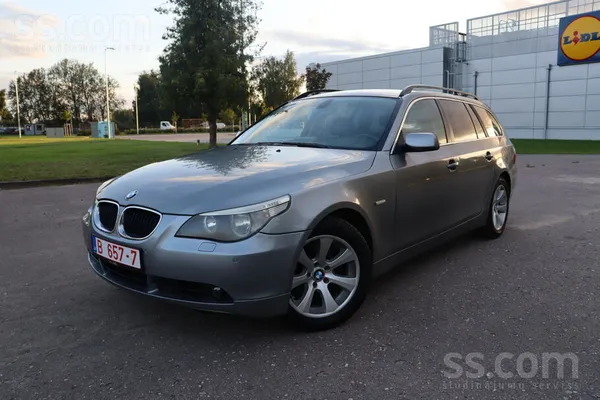 BMW 530