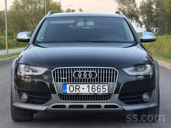 Audi Audi A4 B8 Facelift Allroad 2.0tdi manuals 110kw .