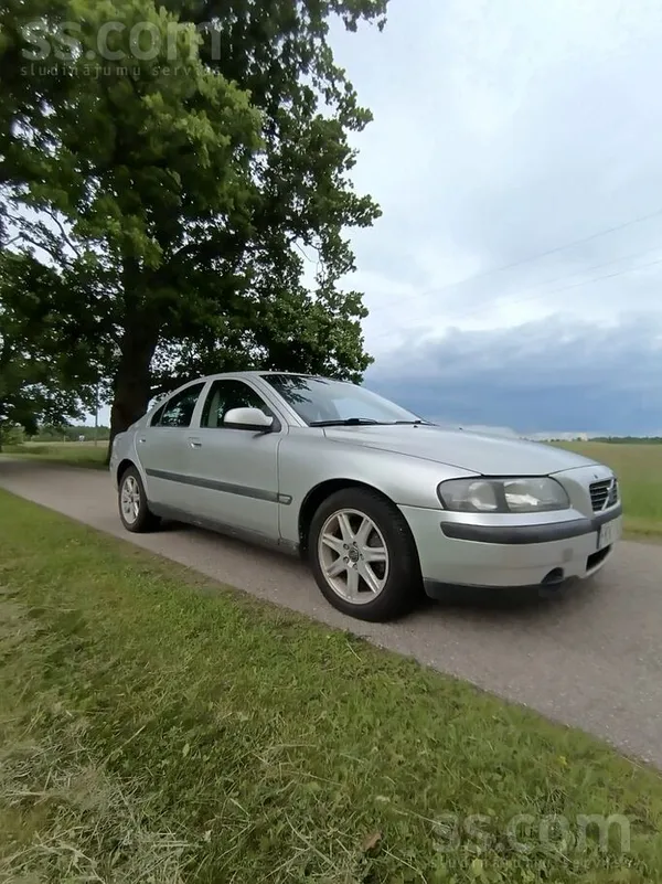 Volvo S60