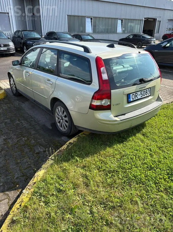 Volvo Pārdod Volvo V50 2.0/ 100kw, dīzelis, manuāls, ori