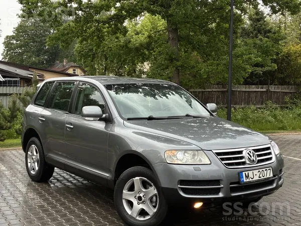 Volkswagen Touareg