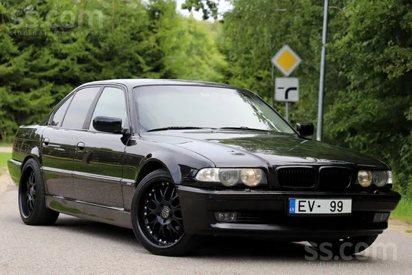 BMW 730