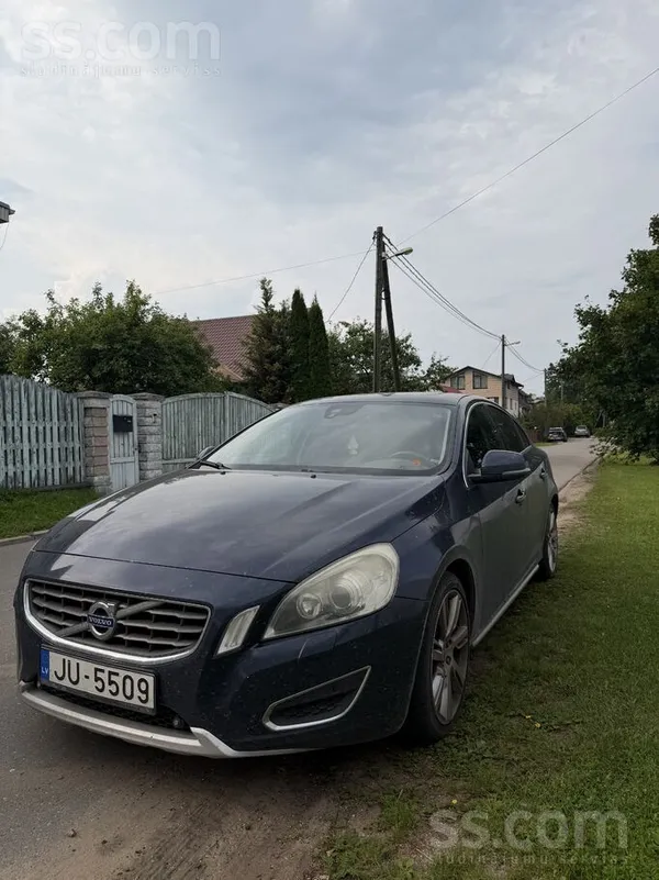 Volvo S60