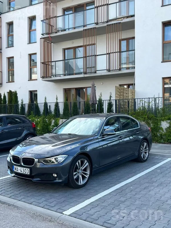 BMW 320