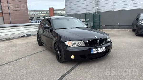 BMW 120