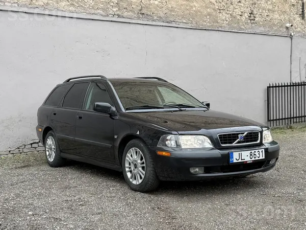 Volvo V40