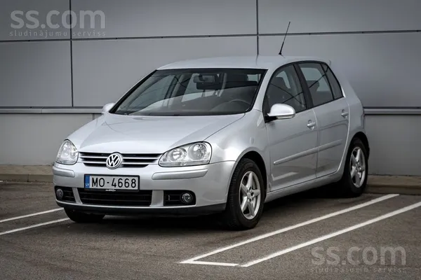 VW Golf 5 2.0 tdi 2010.g. 

103 kW / 138 ZS - Manuālis - Kruīza kontrole -