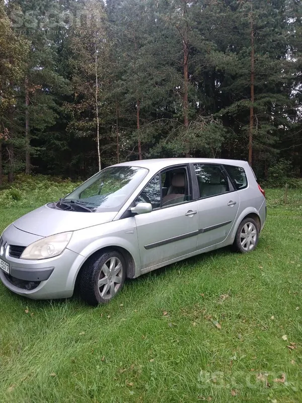 Renault Ideāls darba auto. Ekonomisks, prakstisks un ietil