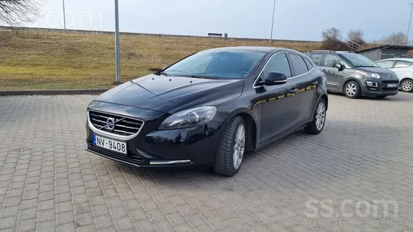 Volvo V40