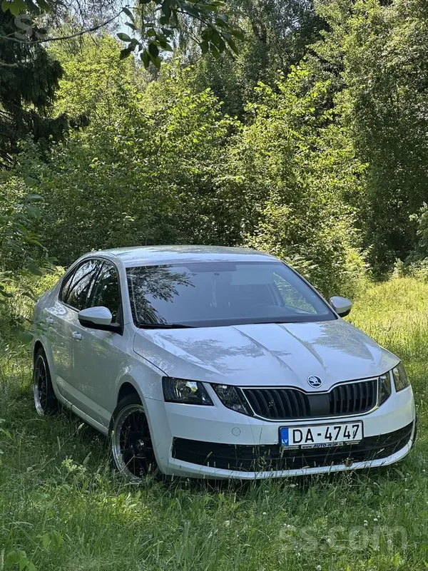 Skoda Octavia - 1